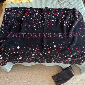 VICTORIA’S SECRET THROW